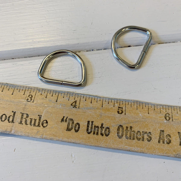 Adjustable D-Ring - 3/4" - Nickel - 1 D-Ring - Measure: a fabric parlor
