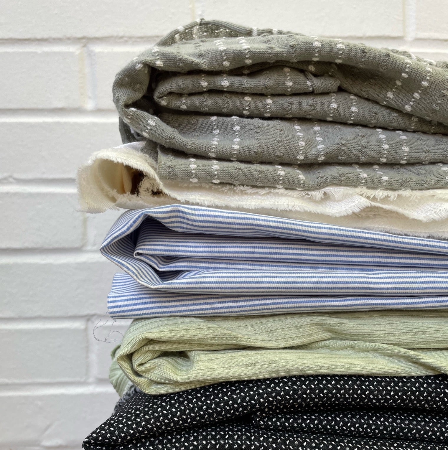 Maria – Measure: a fabric parlor