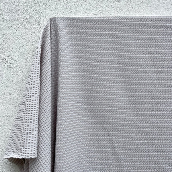 Deveaux NYC - Striped Knit Seersucker Ecru/White - 1/2 Yard
