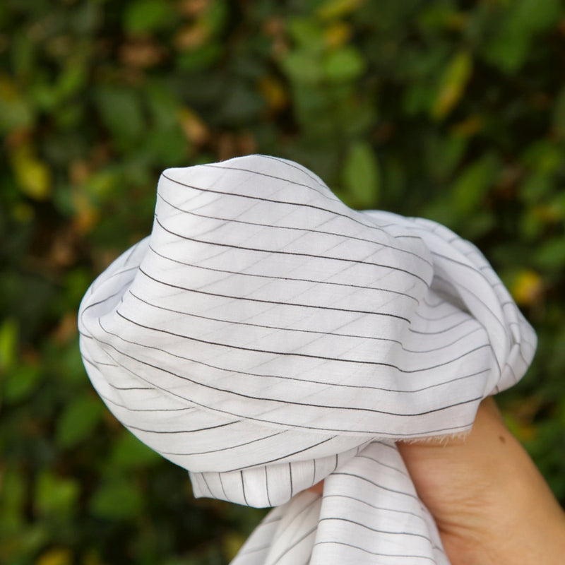 La Ligne - White Thread Striped Sateen Silk/Cotton - 1/2 Yard