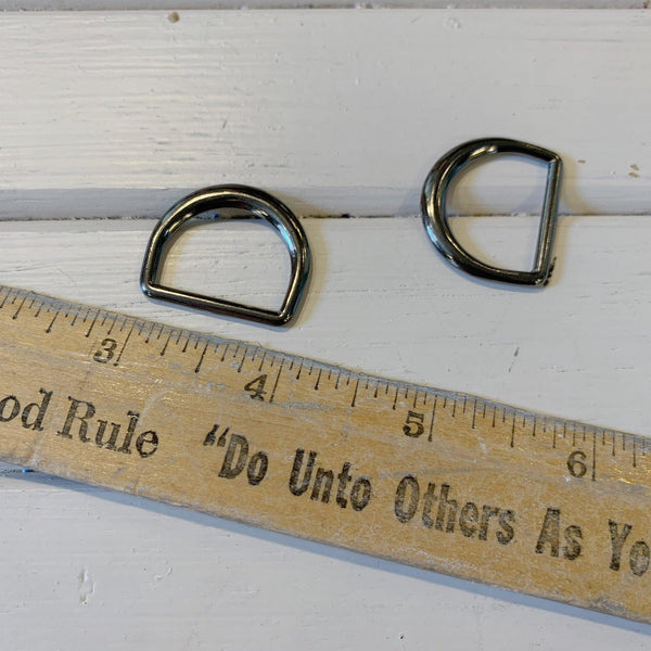 Asymmetrical D-Ring - Black Nickel - 2 Pcs - Measure: a fabric parlor