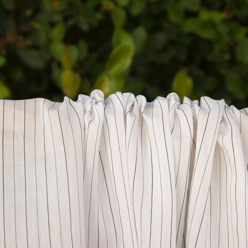 La Ligne - White Thread Striped Sateen Silk/Cotton - 1/2 Yard