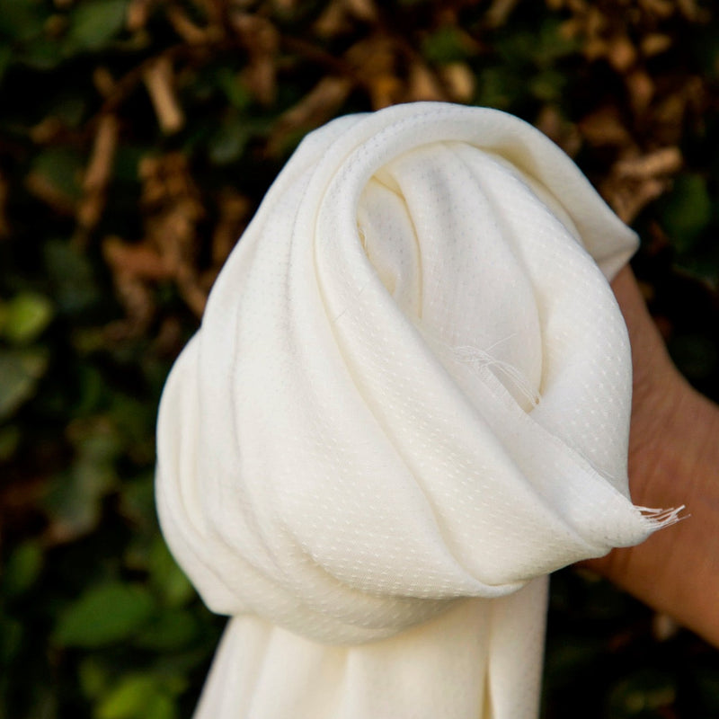 Deveaux - White Dobby Jacquard - 1/2 Yard
